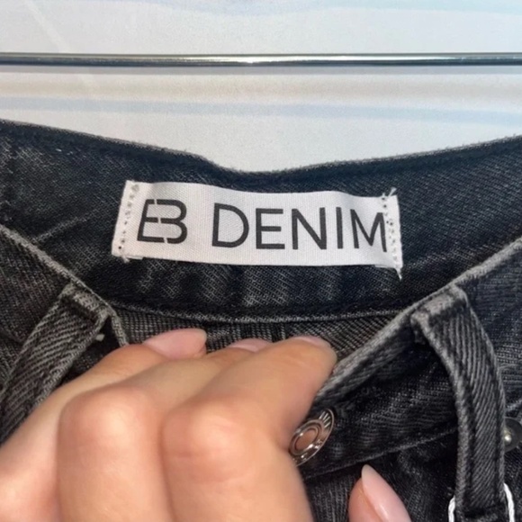 EB Denim Aritzia Unraveled Two Side Slit Jeans - Grade School - Size 24 - Picture 11 of 15